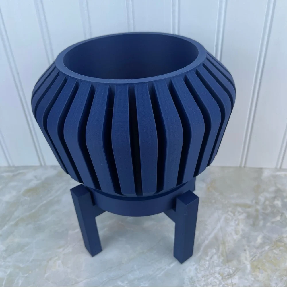 Indoor Flower Pot, The Vaki Planter Pot w Drainage Holes & Drip Tray, 3D Printed